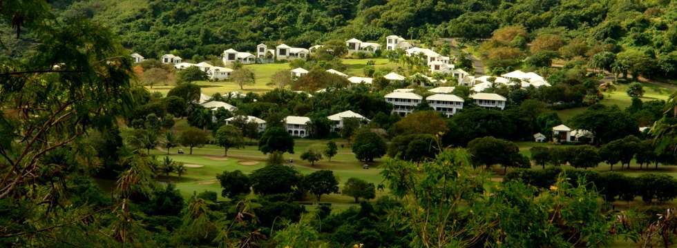 Rent a villa on the golf course