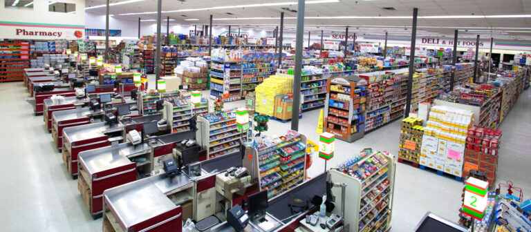 ad plaza extra east groceries markets 3 768x336