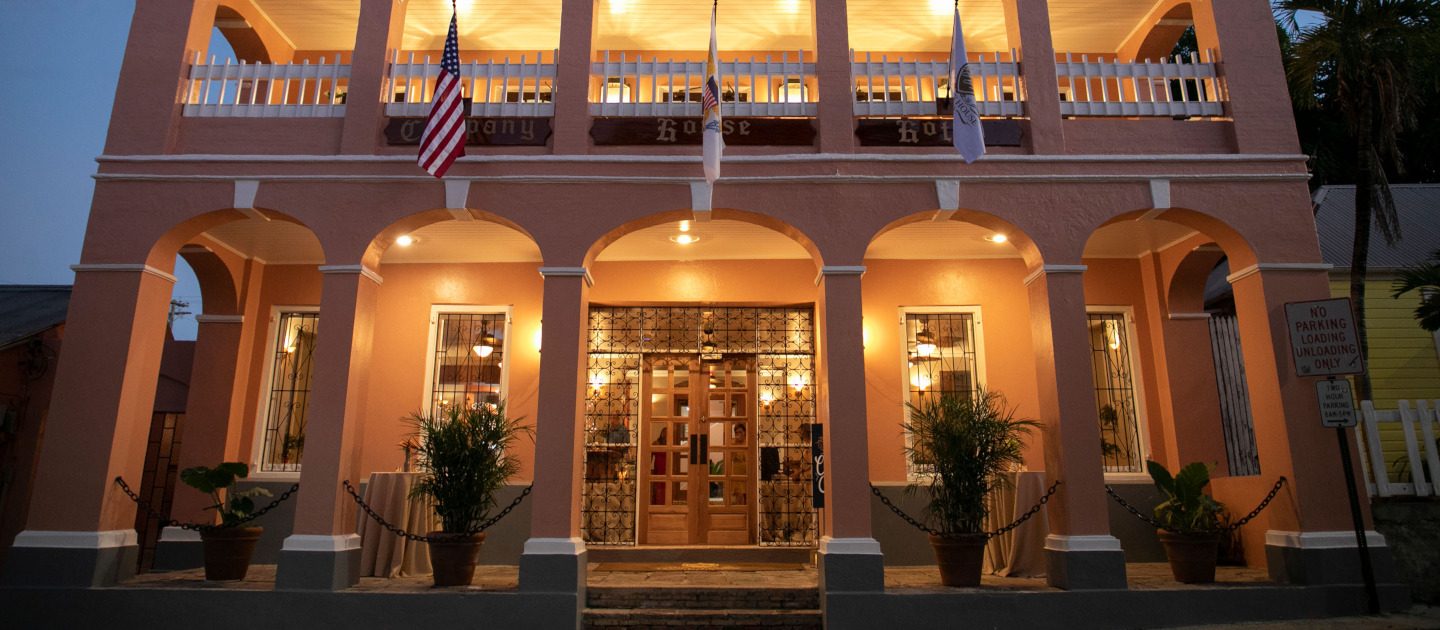 ad_company-house-hotel_hotels Company House Hotel