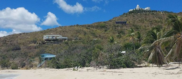 feat grapetree bay 01 768x336