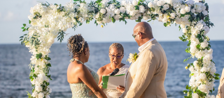 gallery tamarind reef resort couple under arch 768x336