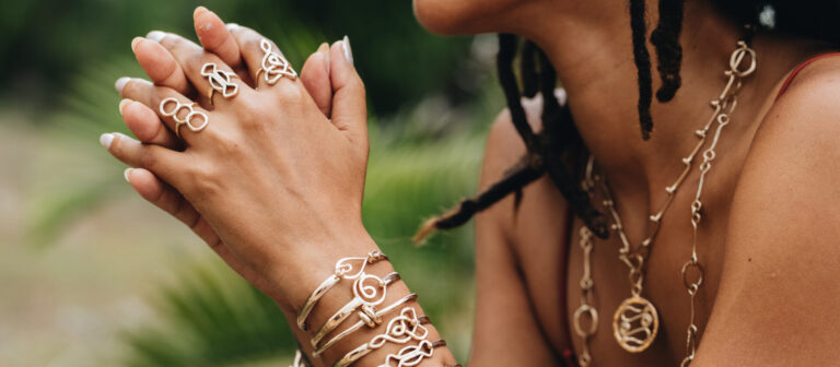 gallery ib designs hands 03 768x336