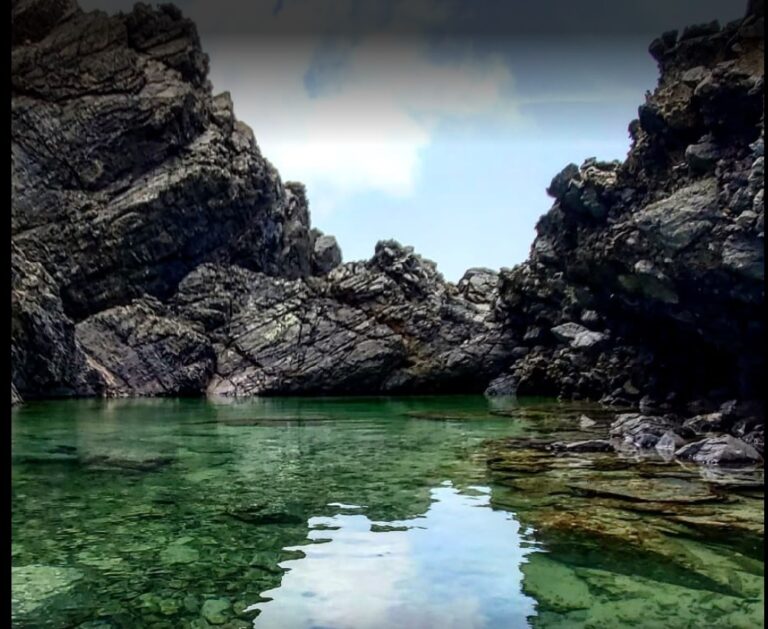 annaly bay tide pools tidepools clear 768x629