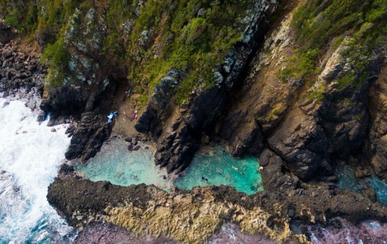 annaly bay tide pools tidepools waves 768x484
