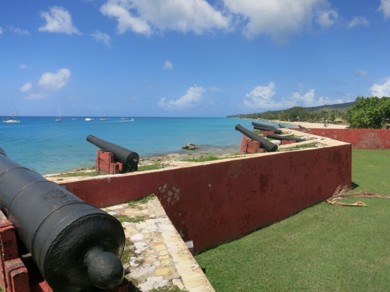 Fort Frederik Beach 768x576