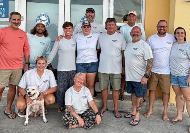 feat_blue_salt_divers_6