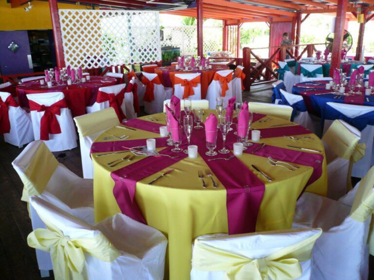colorful table settings 768x576